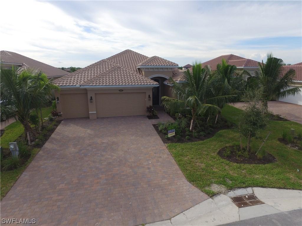 9442 Lagomar Ct., Naples, FL 34114