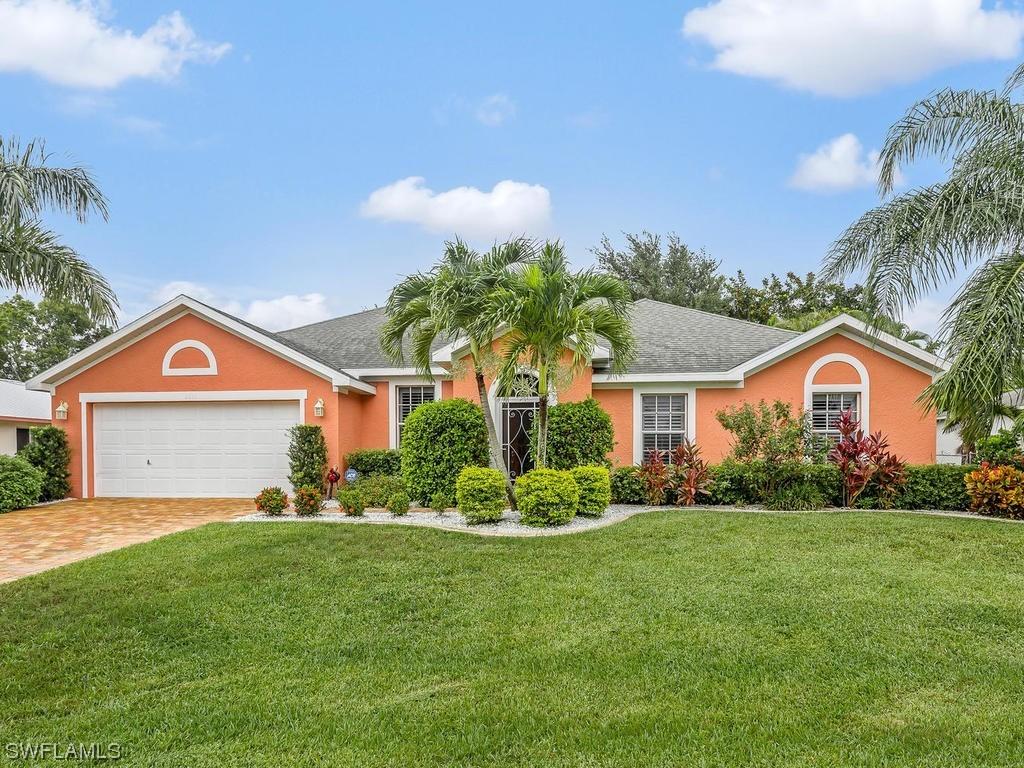 2211 SE 9th Ter., Cape Coral, FL 33990