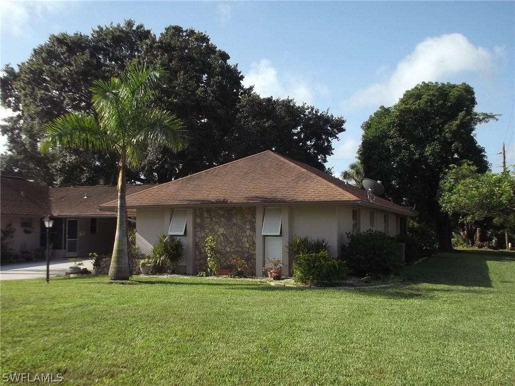 239 Thistle Ct., Lehigh Acres, FL 33936