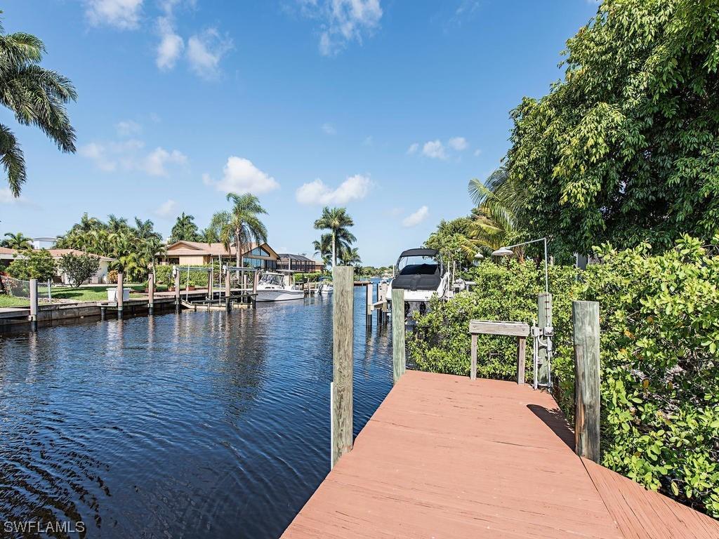 1390 Curlew Ave., Naples, FL 34102