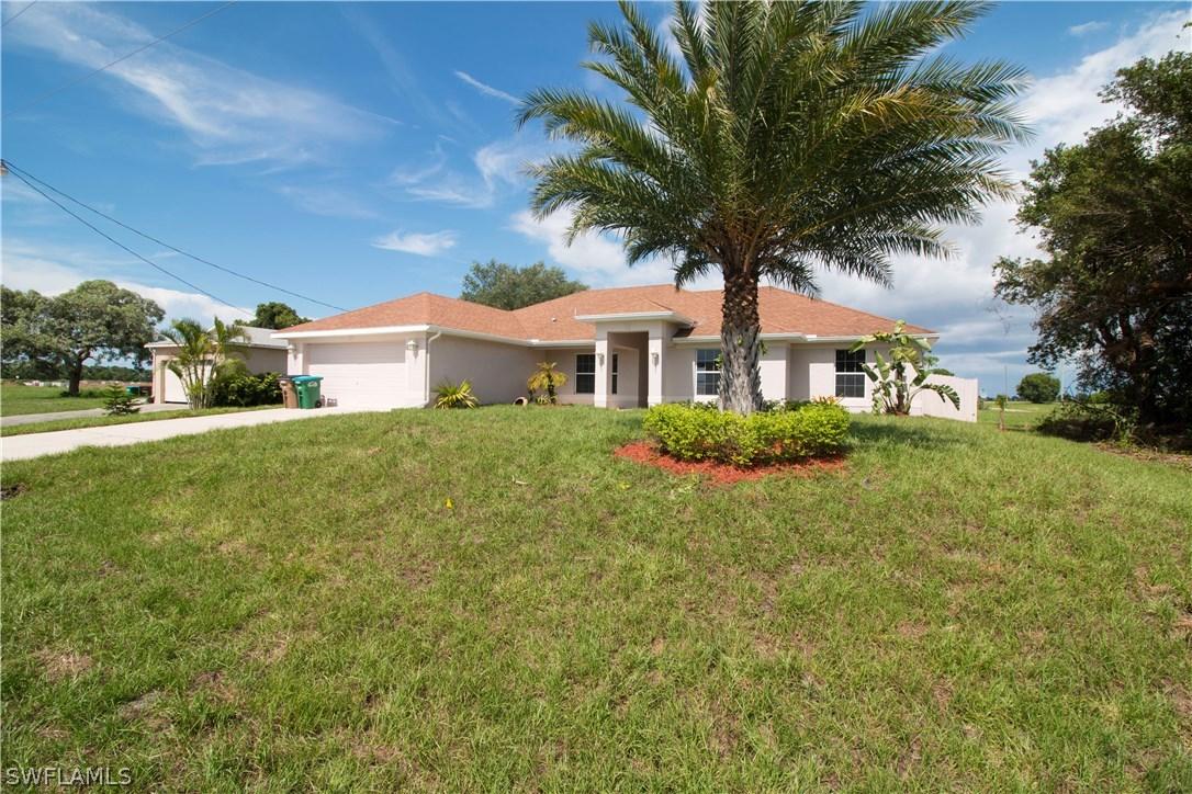 2517 NW 14th Pl., Cape Coral, FL 33993