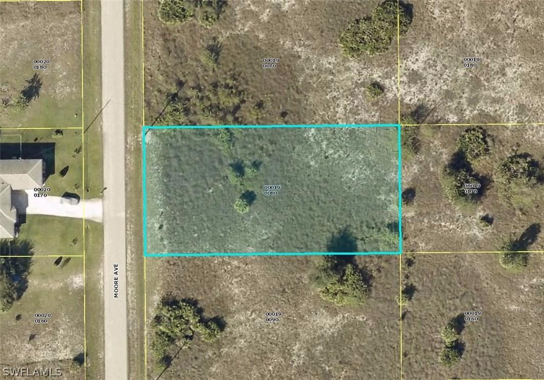 1708 Moore Ave., Lehigh Acres, FL 33972