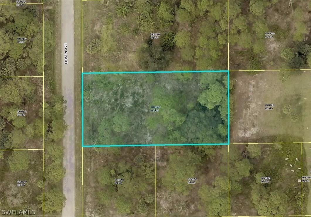 902 Edison Ave., Lehigh Acres, FL 33972