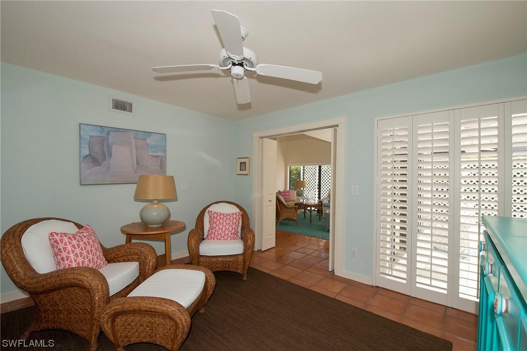 230 6th Ave. #12, Naples, FL 34102