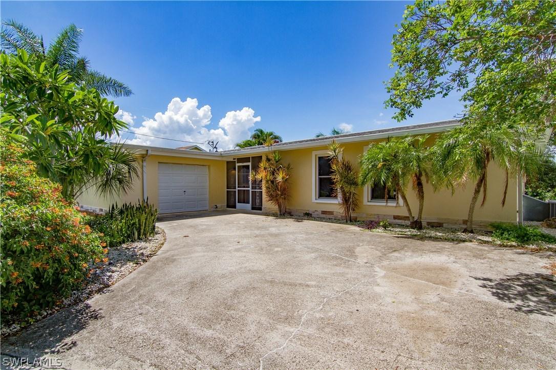 1319 SE 31st Ter., Cape Coral, FL 33904