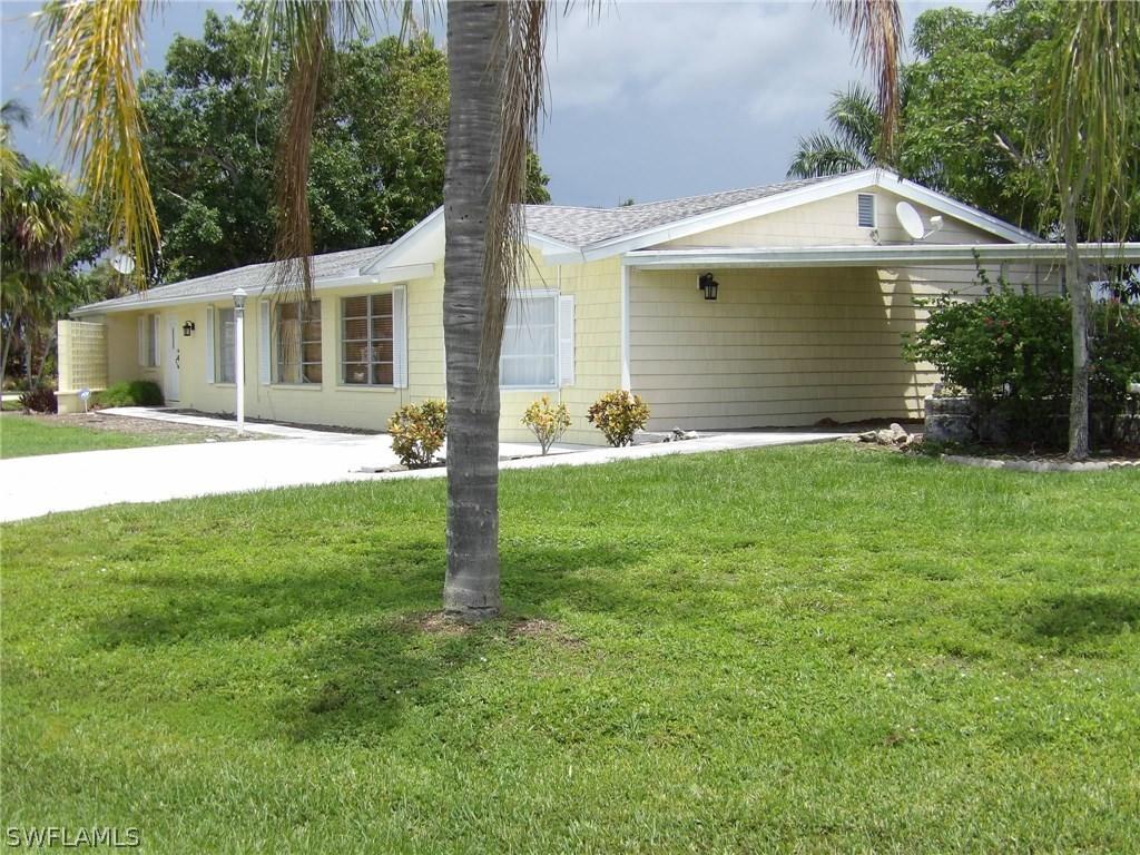 2240 Warren Blvd., St James City, FL 33956