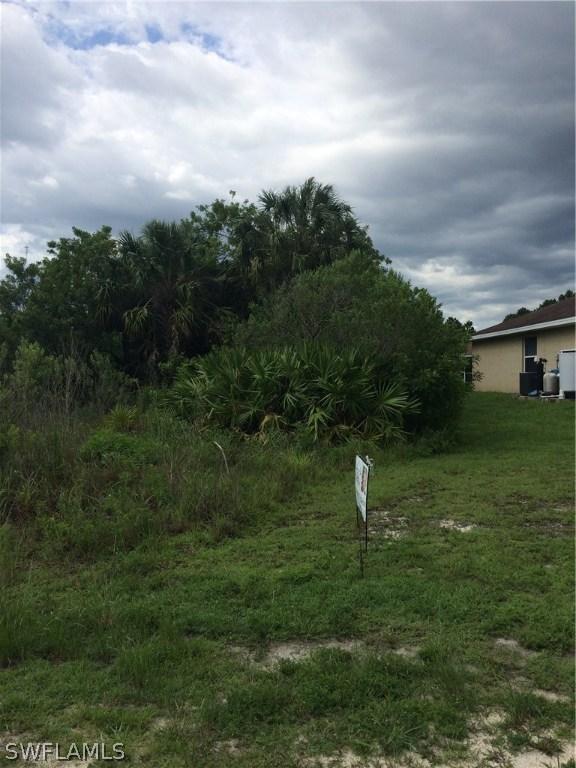 3014 6th St., Lehigh Acres, FL 33971