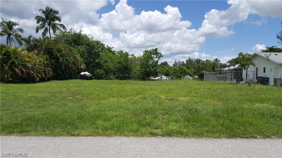 201 SE 29th Ter., Cape Coral, FL 33904