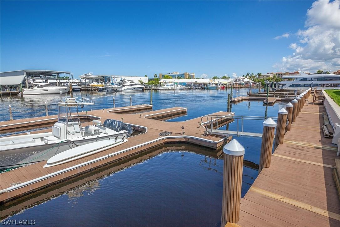 800 River Point Dr. #536, Naples, FL 34102