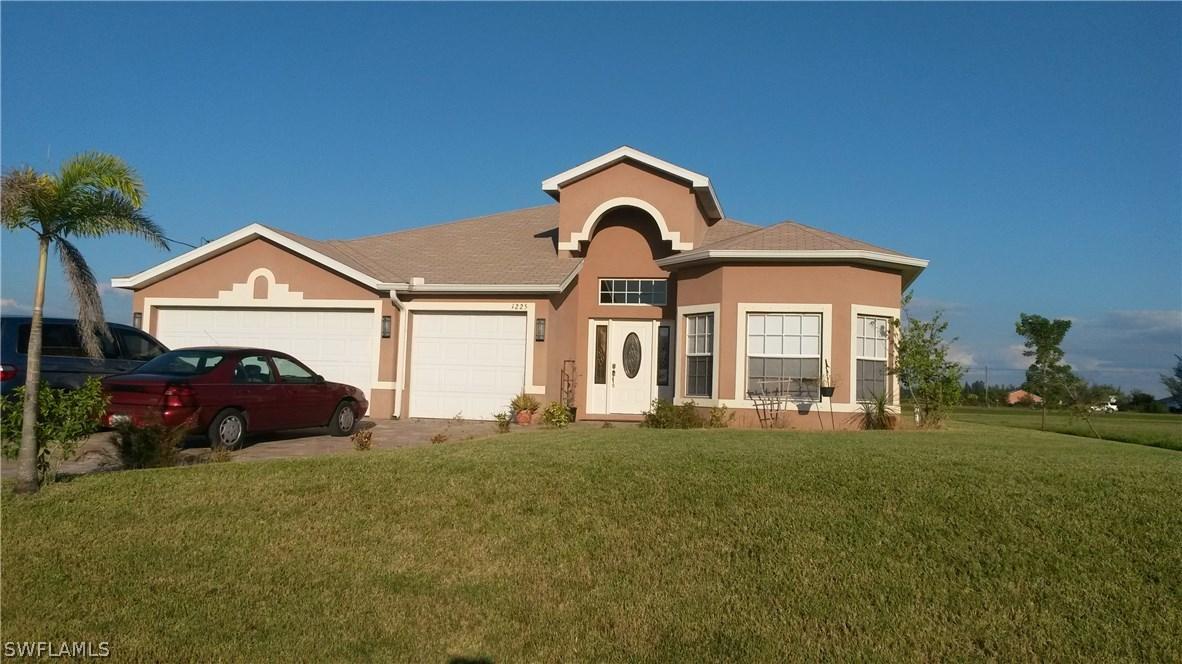 1225 NW 32nd Pl., Cape Coral, FL 33993
