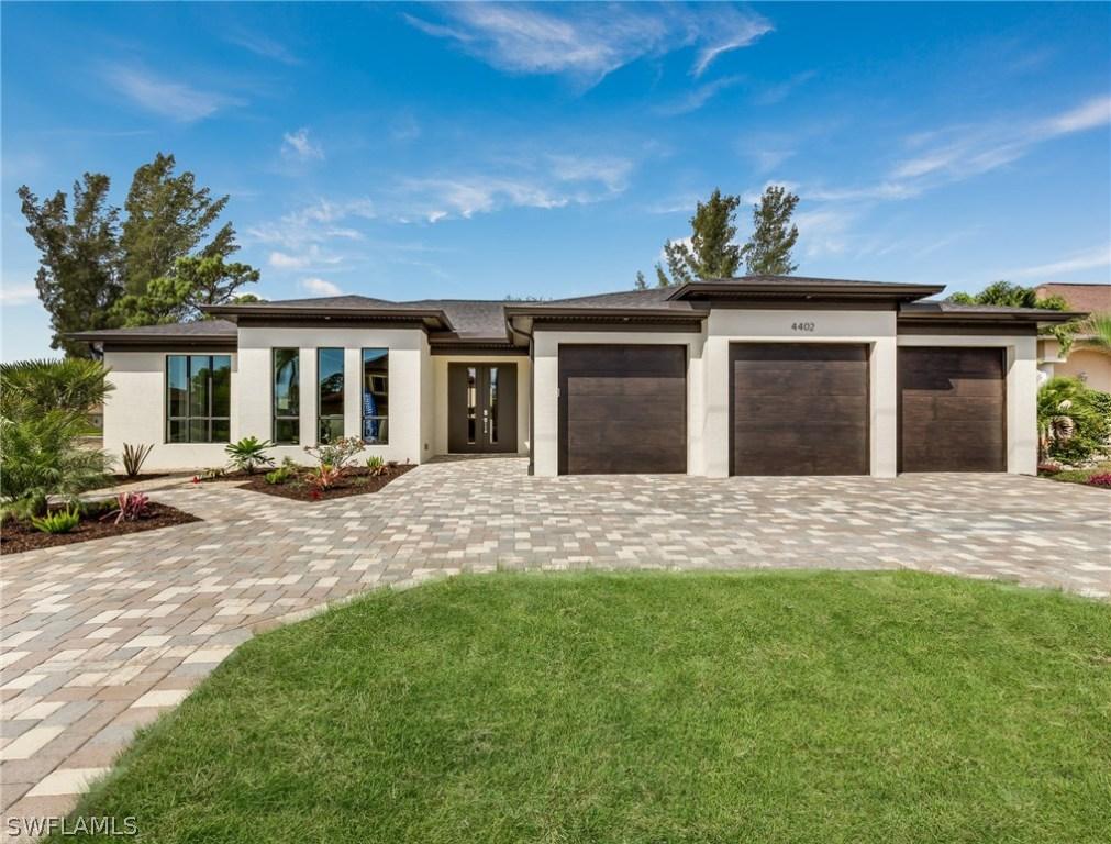 2150 SW 4th Ave., Cape Coral, FL 33991