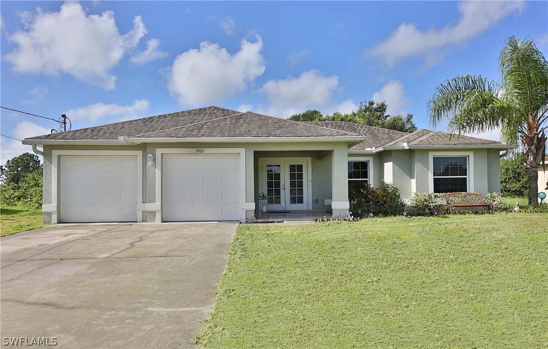 3907 24th St., Lehigh Acres, FL 33976