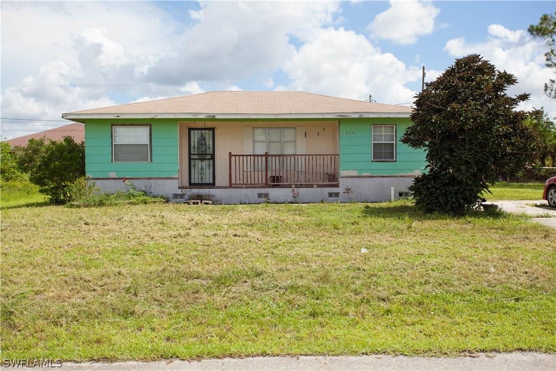 5304 6th St., Lehigh Acres, FL 33971
