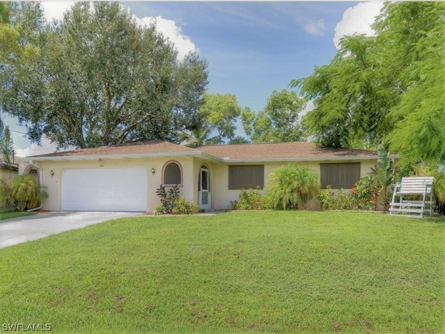 324 SE 17th Pl., Cape Coral, FL 33990