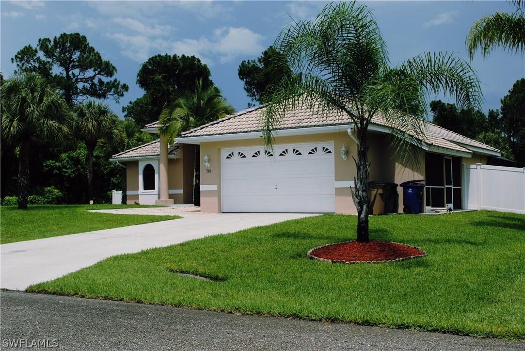 718 Jefferson Ave., Lehigh Acres, FL 33936