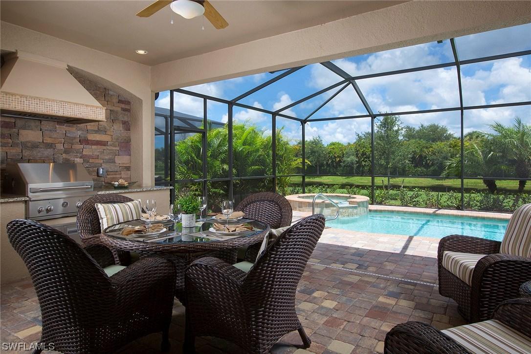 2866 Aviamar Cir., Naples, FL 34114