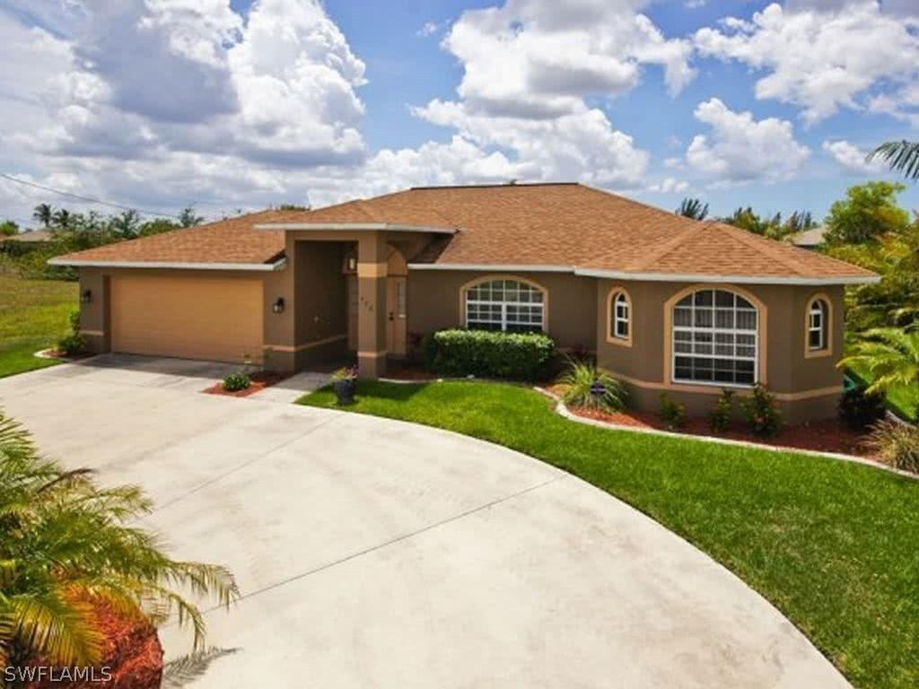430 Nicholas Pkwy., Cape Coral, FL 33990