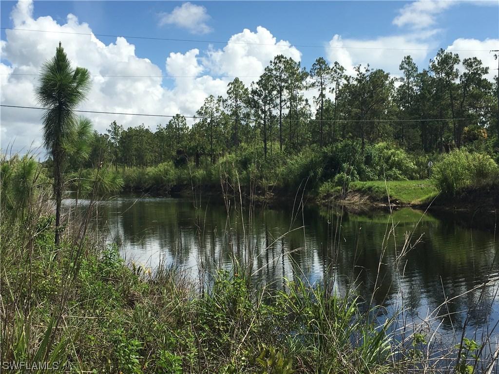 X 4th Ave., Naples, FL 34117