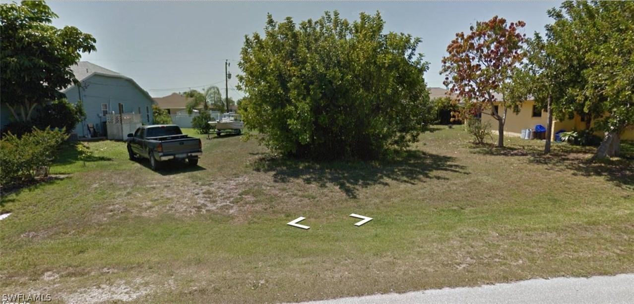 220 SE 2nd Pl., Cape Coral, FL 33990