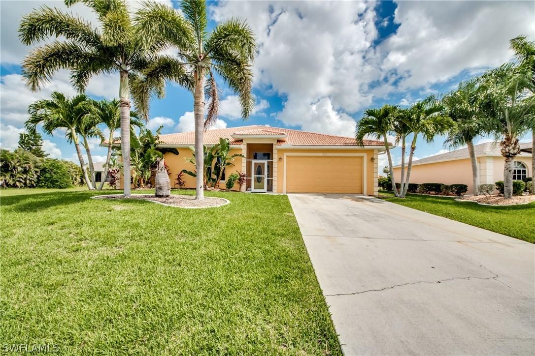 2705 SW 42nd Ln., Cape Coral, FL 33914