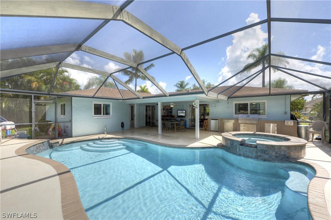 3804 SE 3rd Ave., Cape Coral, FL 33904