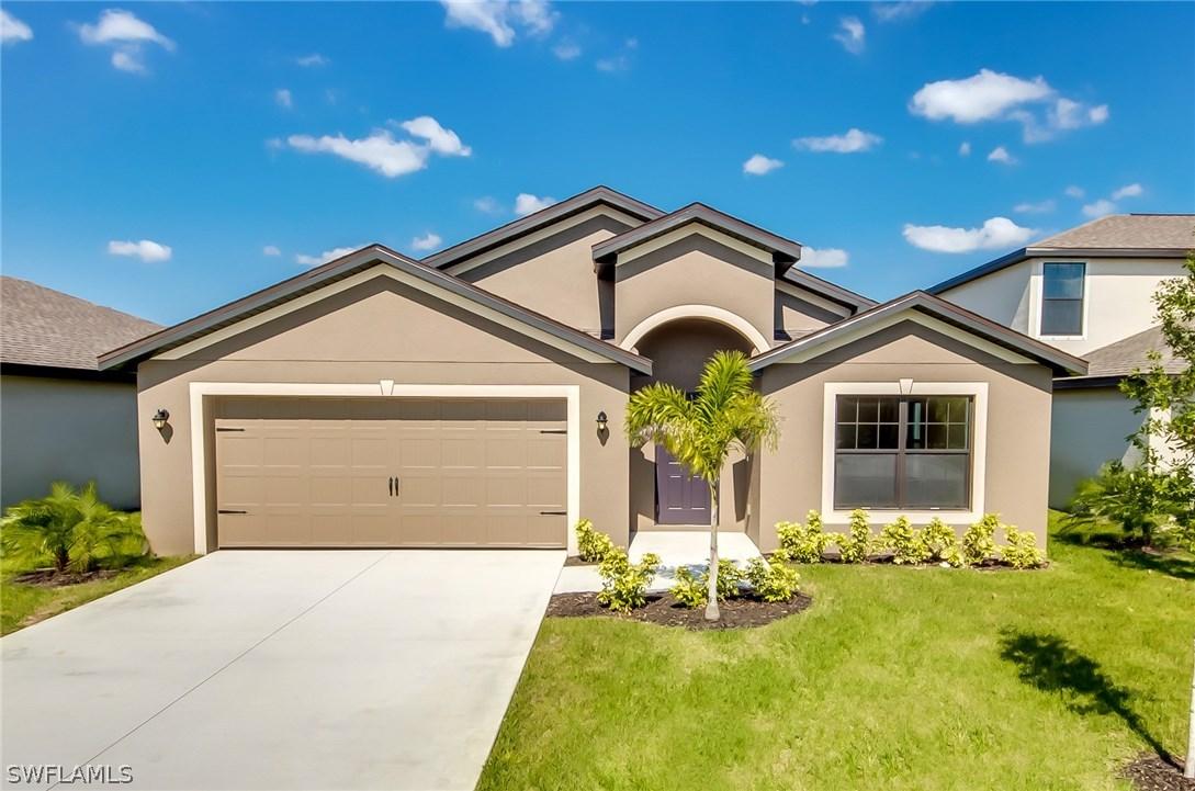 180 Shadow Lakes Dr., Lehigh Acres, FL 33974