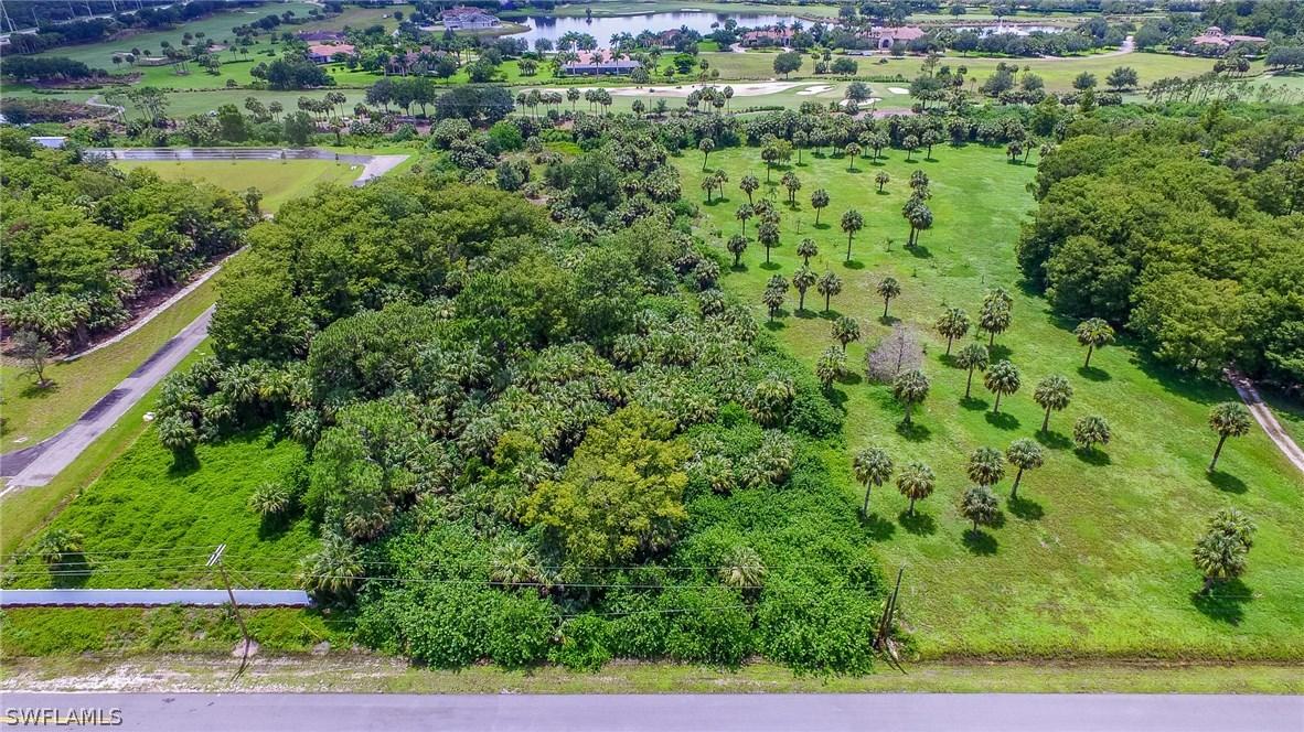 8th St, Naples, FL 34117