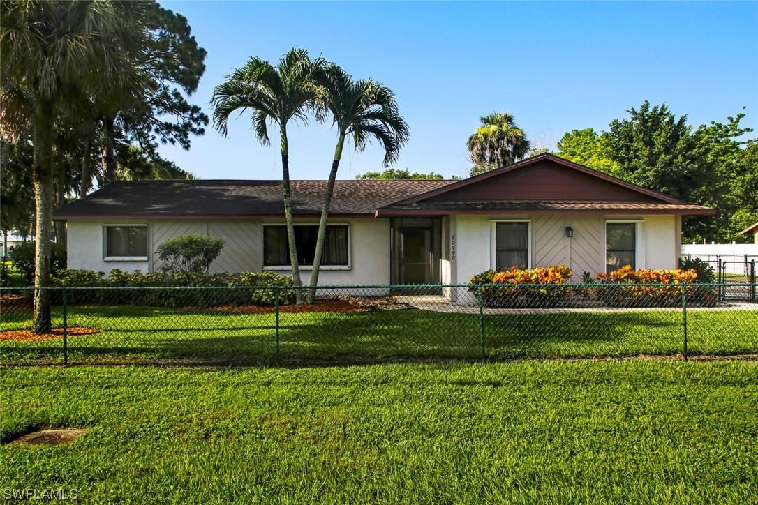 10990 Dean St., Bonita Springs, FL 34135