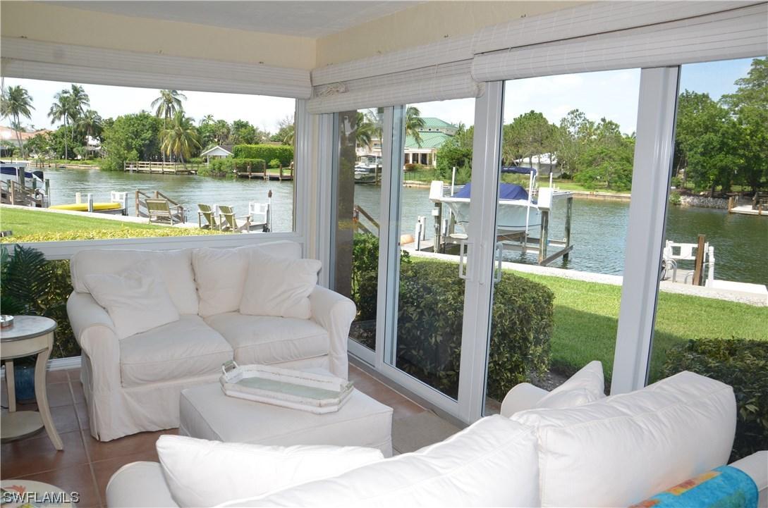 1930 Gulf Shore Blvd. #E101, Naples, FL 34102