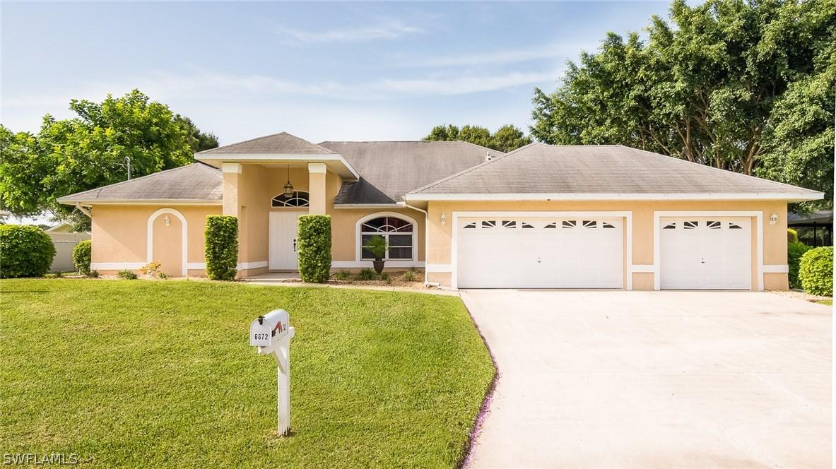 6672 Hartland St., Fort Myers, FL 33966