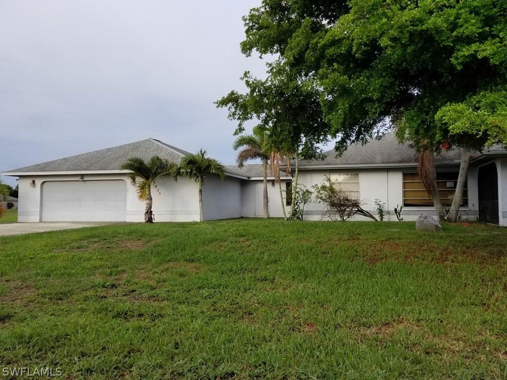 2025 NE 1st Pl., Cape Coral, FL 33909