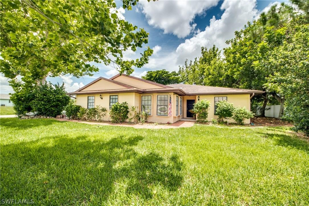242 SE 2nd St., Cape Coral, FL 33990