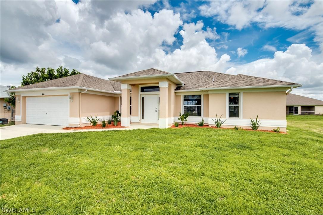 904 NE 10th Ln., Cape Coral, FL 33909