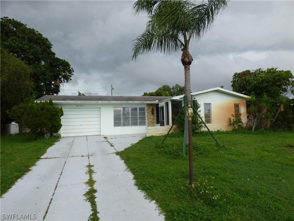 312 Morgan Cir., Lehigh Acres, FL 33936