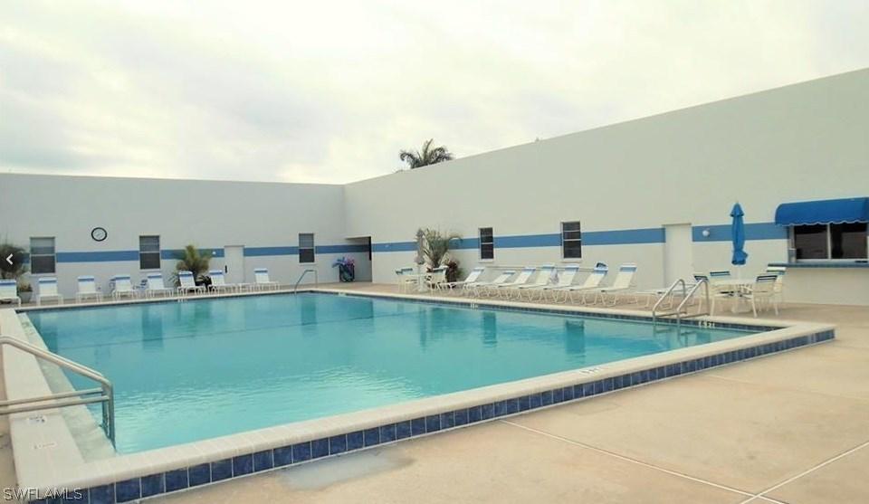 1352 Myerlee Gardens Ave. #8, Fort Myers, FL 33919