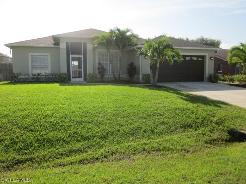 1427 SW 4th Ct., Cape Coral, FL 33991