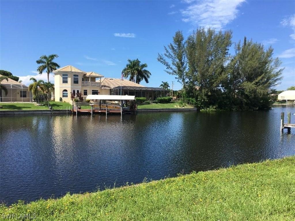 2208 SW 48th Ter., Cape Coral, FL 33914