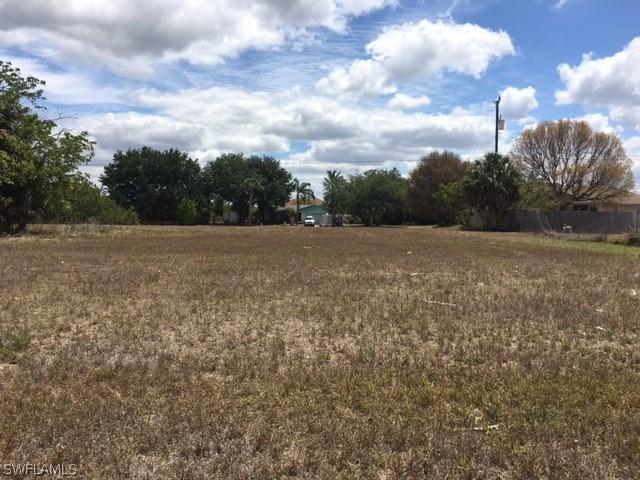 2605 NE 21st Pl., Cape Coral, FL 33909