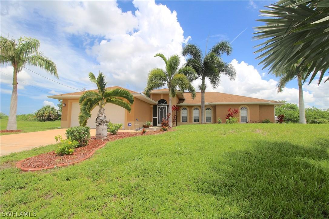 929 NW 8th Ter., Cape Coral, FL 33993