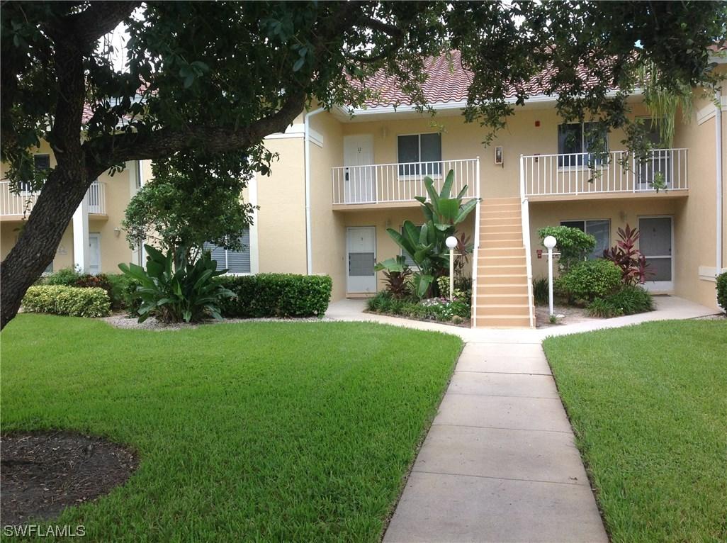 200 Furse Lakes Cir. #B-11, Naples, FL 34104