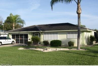 1207 SE 30th Ter., Cape Coral, FL 33904