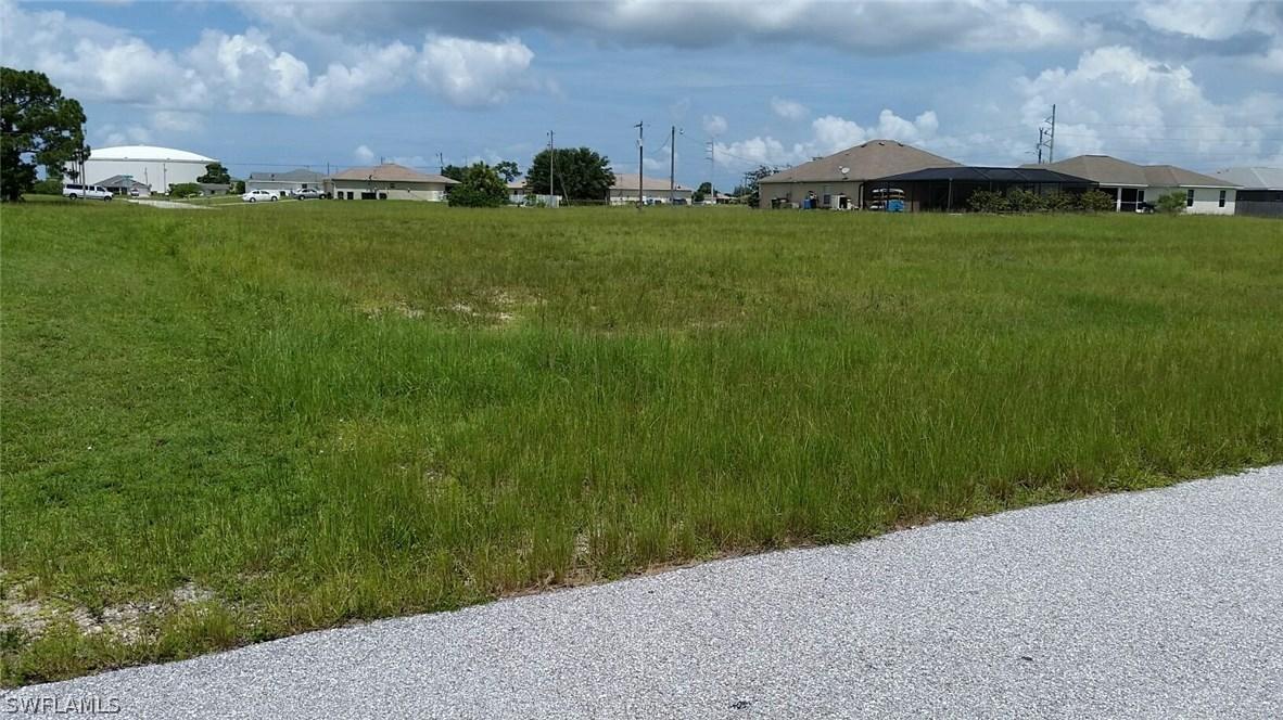 2300 NW 9th Pl., Cape Coral, FL 33993