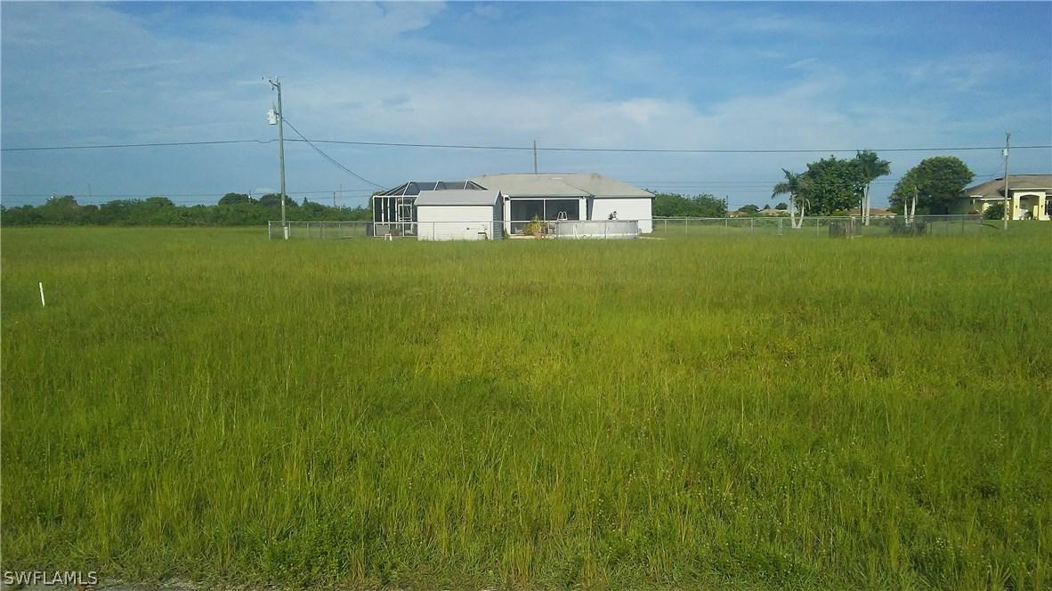 1332 NE 9th Pl., Cape Coral, FL 33909