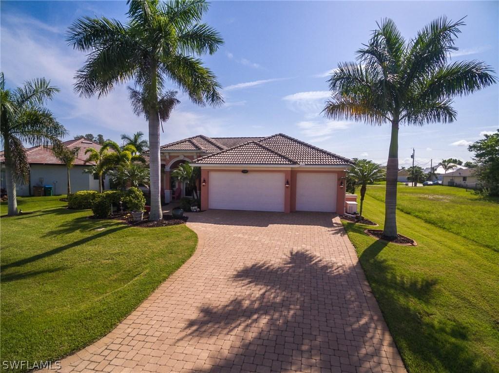 2709 SW 29th Pl., Cape Coral, FL 33914