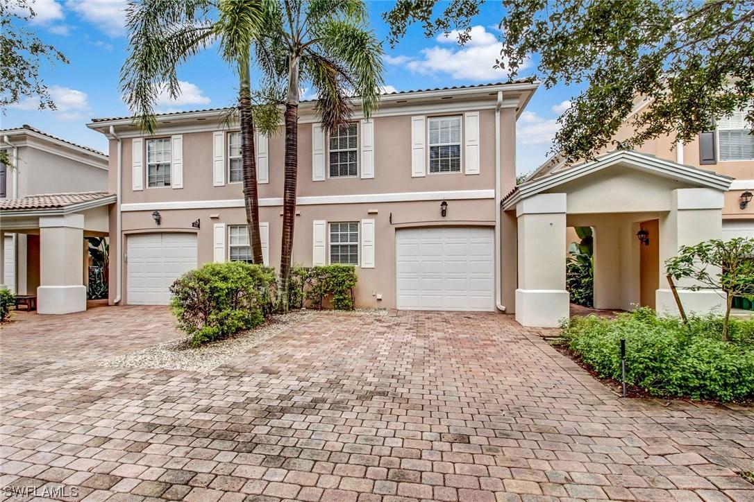 5553 Cove Cir., Naples, FL 34119