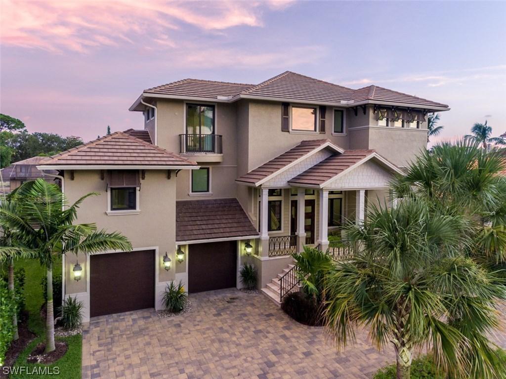 434 Trade Winds Ave., Naples, FL 34108