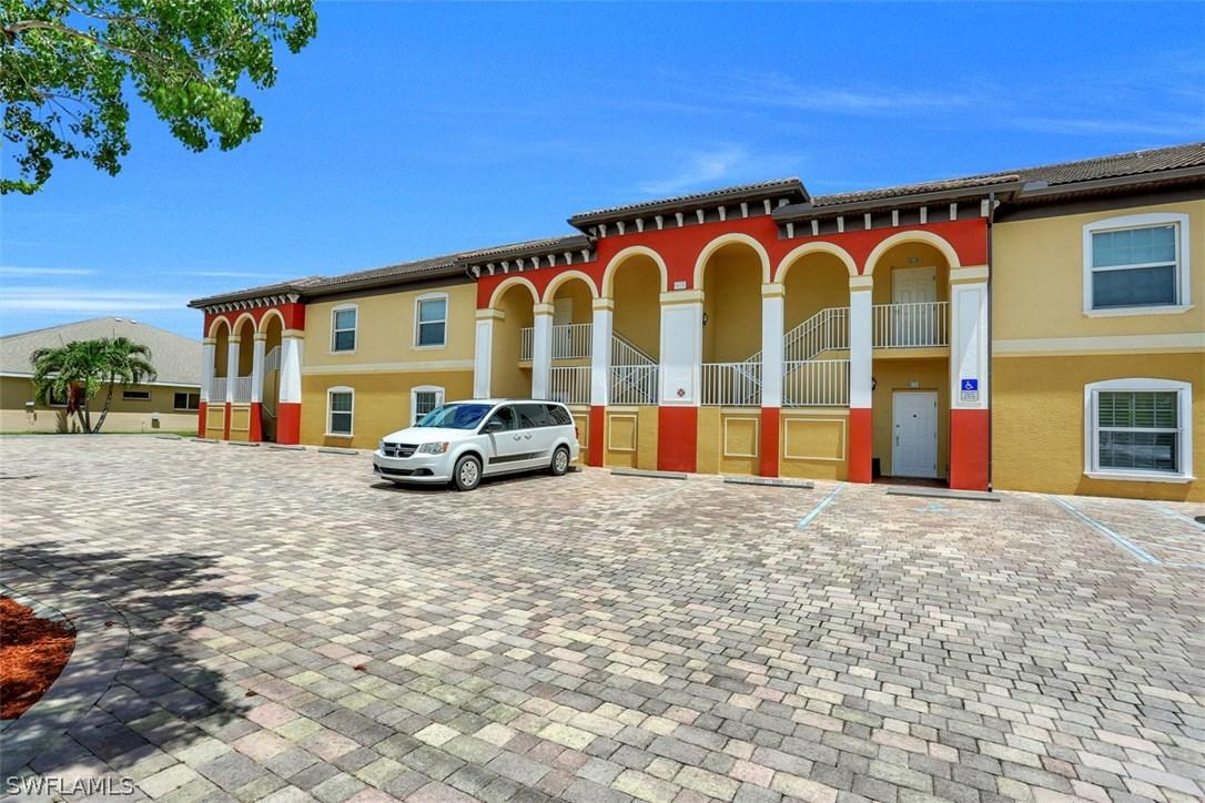403 SW 47th Ter. #102, Cape Coral, FL 33914