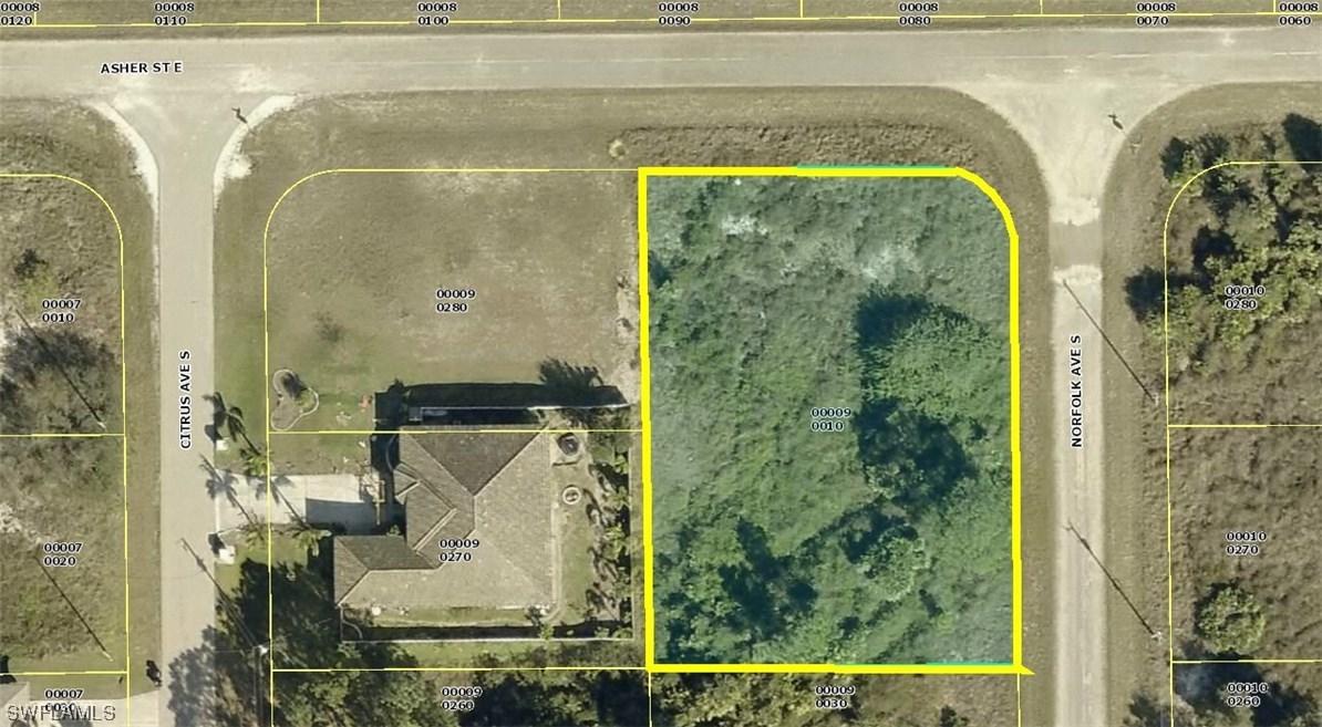 906 Norfolk Ave., Lehigh Acres, FL 33974