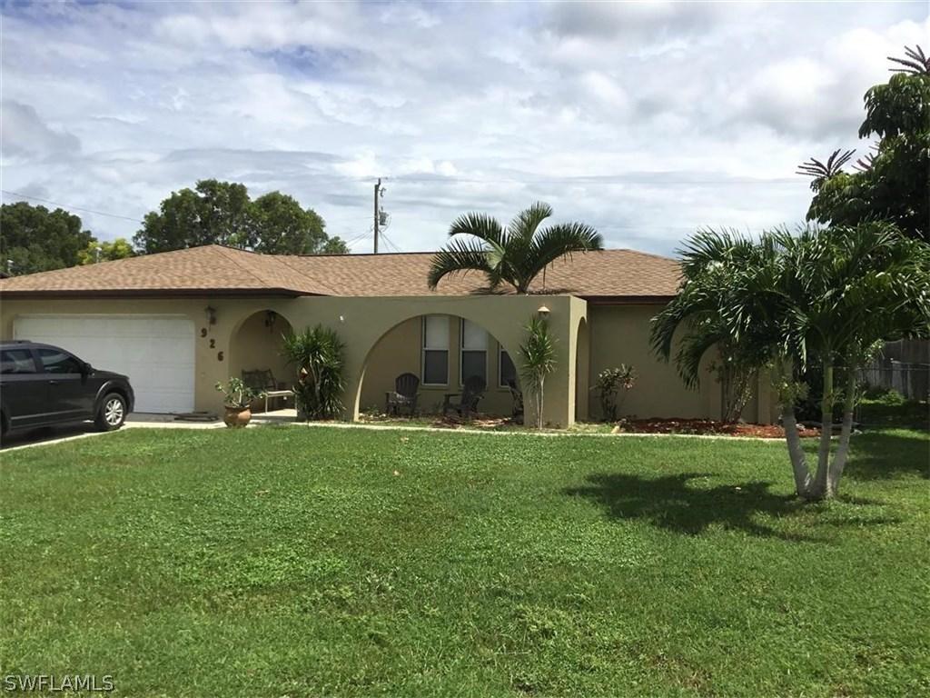 926 SE 25th Ln., Cape Coral, FL 33904