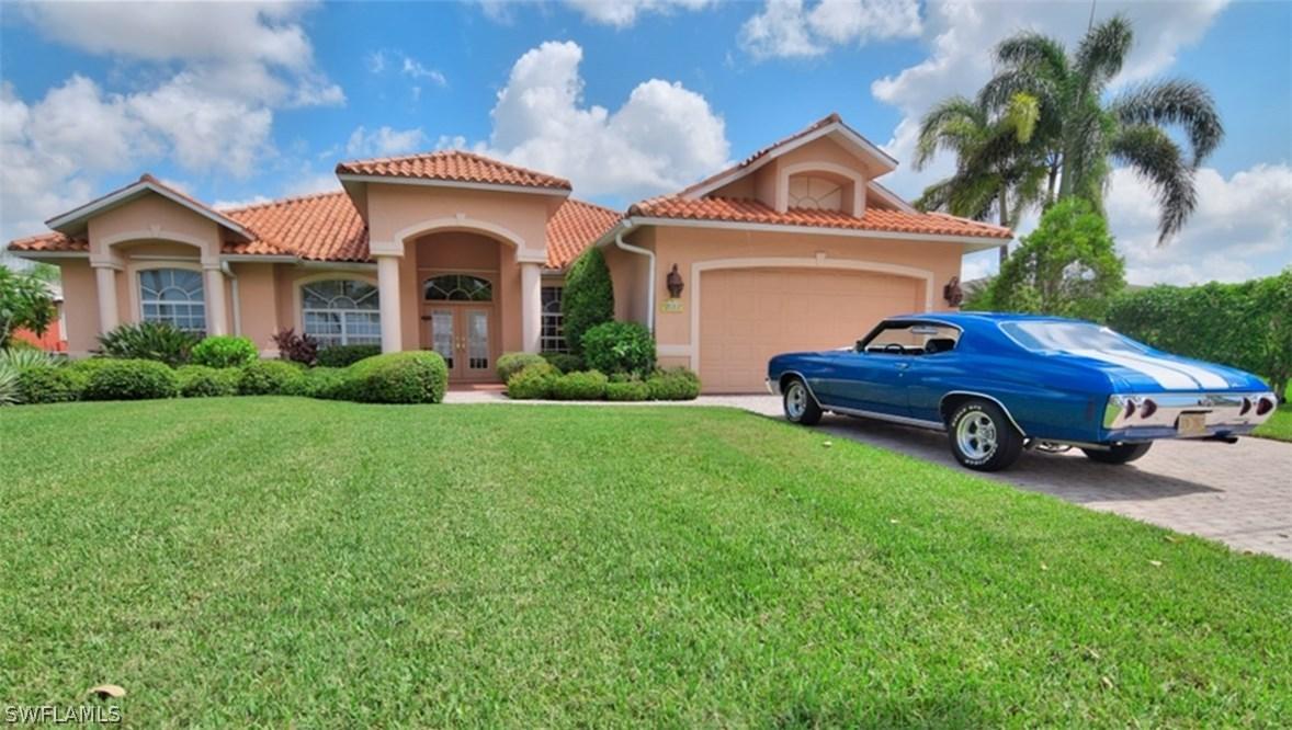 2031 Cornwallis Pkwy., Cape Coral, FL 33904